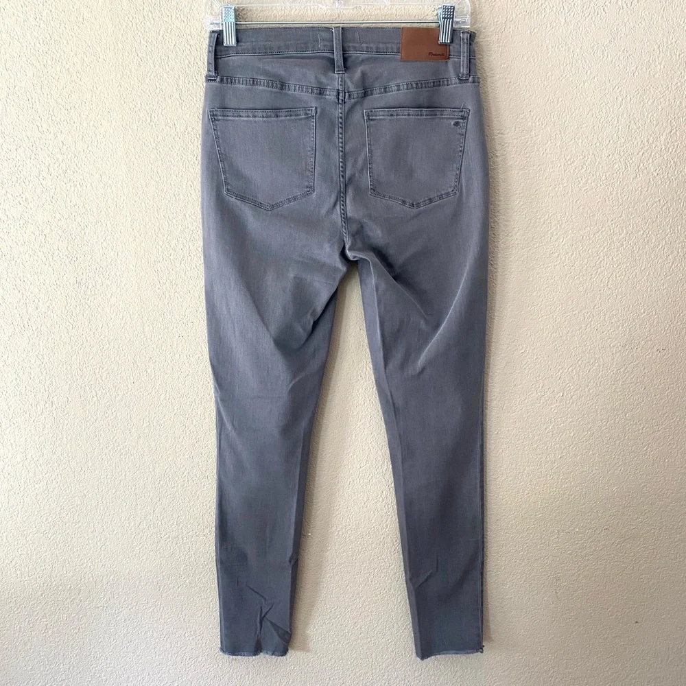 Madewell Tall 9” High-Rise Skinny Jeans in Raw Hem Garment-Dyed Edition
